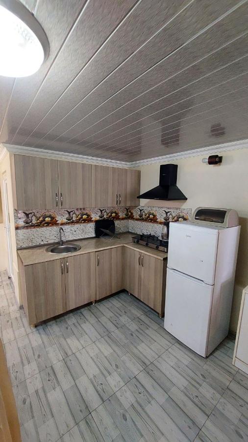 Море Batoemi Buitenkant foto